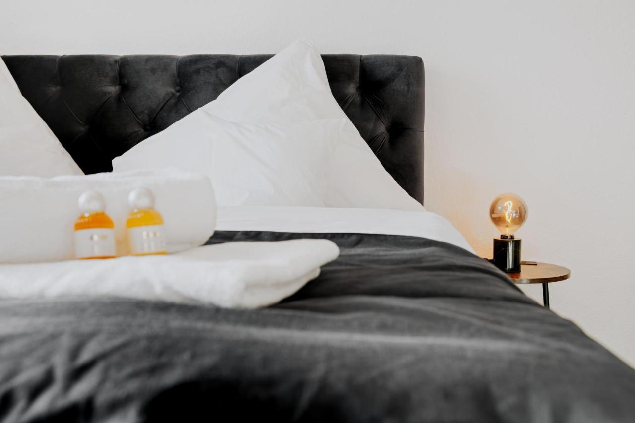 Blissplace 3 Zi Premium Apartment Nahe Getec Arena Mit Kingsize Betten Und Balkon Magdeburg Zewnętrze zdjęcie